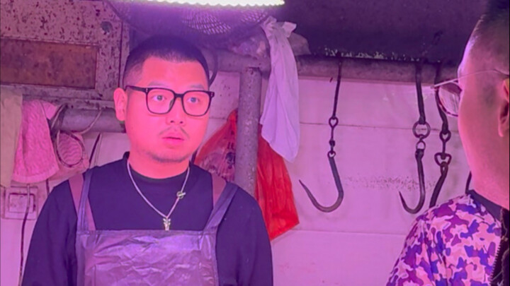 哥哥来买菜吗？