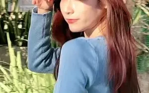 สมมุติว่าเราเดินสวนกัน จะเลือกดมกลิ่นตัวหรือจะเลือกหันมาสบตา 🤣🤣🤣🤣