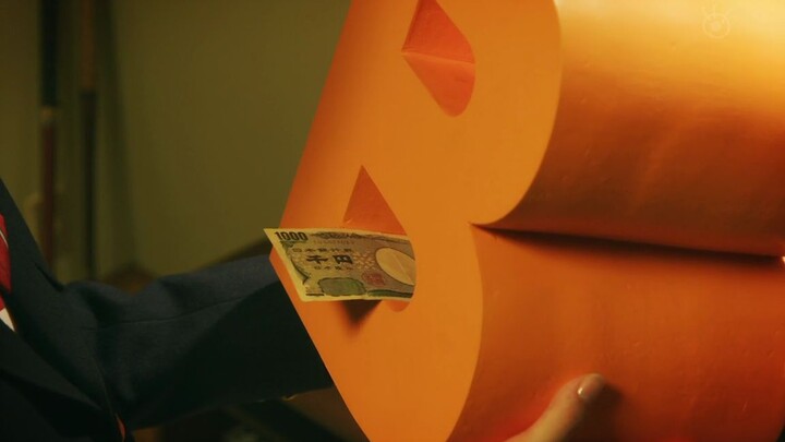 A grandmother transformed into the letters of the alphabet and even spat out money for her granddaug