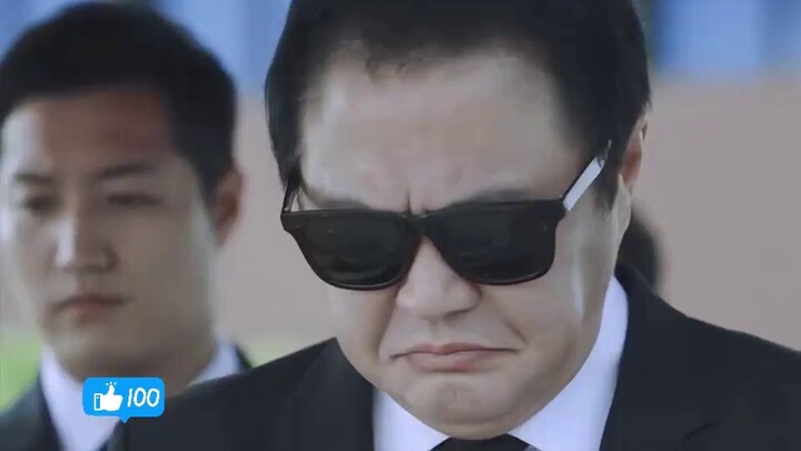 “Trong thế giới người giàu, làm đám tang hoành tráng cho cá là đỉnh cao của cuộc đời loài cá”.
