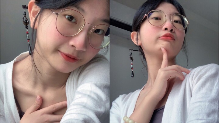 “Auntie’s filming another video again!”