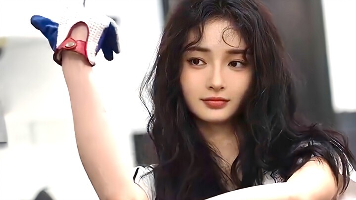 As soon as Zhou Jieqiong heard “Fashion” on set, her extroverted side kicked into full gear—dare you