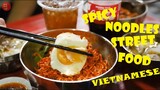 Mì trộn siêu cay và ẩm thực đường phố Sài Gòn (Street Food Vietnamese) | Mua Hoa Da
