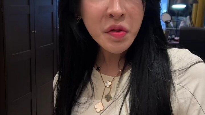 เพื่อนสนิทใจกว้างจริงๆ จนฉันกลัวไปแล้ว… # เพื่อนสนิท # เด็กสาวเรียบร้อย ขี้อาย และเก็บตัว