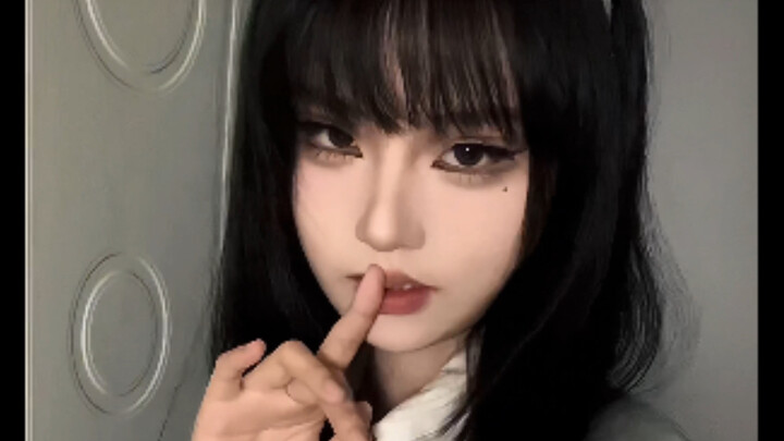 คาวากามิ โทมิเอะ