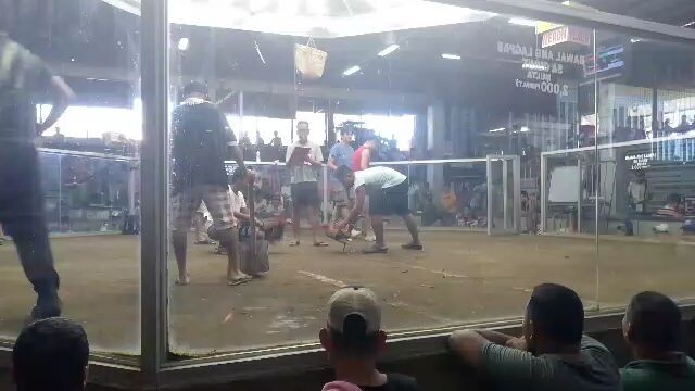 Muntinlupa cockpit: Colonel Givens hatch. Marraouy 4k Hatch