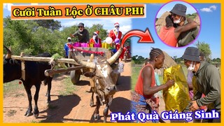 Quanglinhvlogs || Cưỡi Tuần Lộc Chuẩn Châu Phi Đi Phát Quà Giáng Sinh Cho Nhiều Hộ Gia Đình !