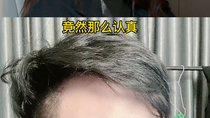 لو ما عرضتلكم بعض مواهبي، هتظنوا إني بعتمد على وسامة وجهي للعيش.