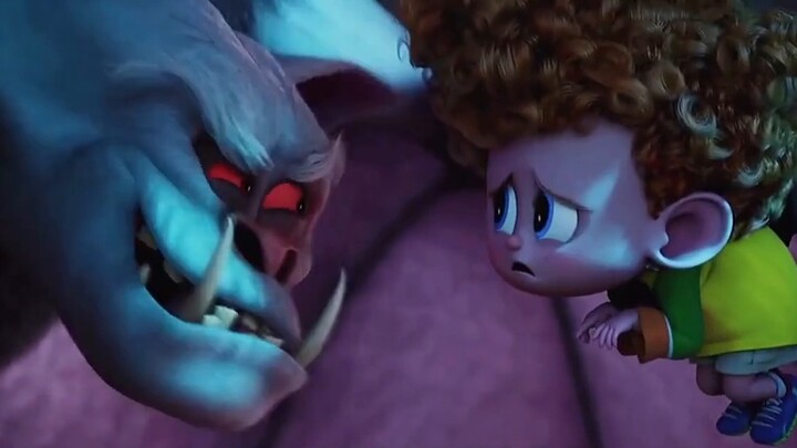 Di Hotel Transylvania, Dennis melihat gadis serigala kesayangannya terluka, dan membangkitkan darah 