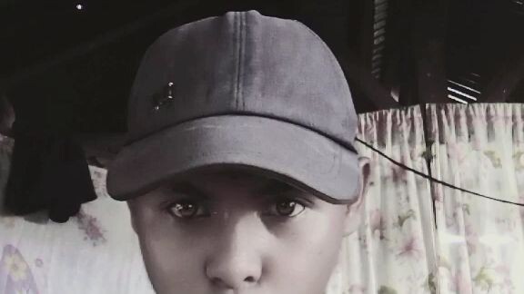 gusto kulang Ng tahimik..👽😎