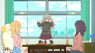 Tarian pencair suasana (Anime Hibi wa Sugiredo Meshi Umashi)