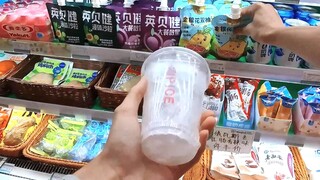 Chinese landlords' reckless consumption