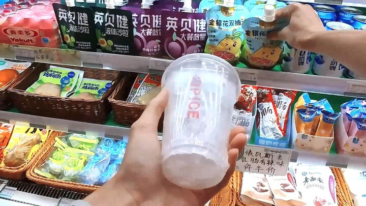 Cách tiêu dùng bất chấp hậu quả của các địa chủ Trung Quốc