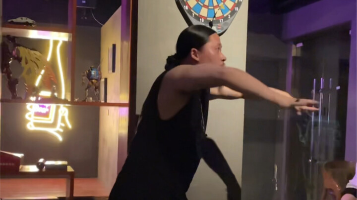 Why is this bar suddenly playing a popping song?