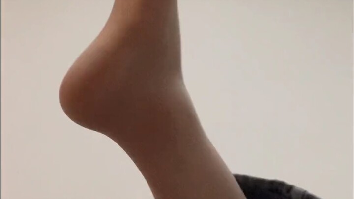 This is so smoky it’s almost unbearable—shredded meat is truly the best! Truly spoiling the fans wit