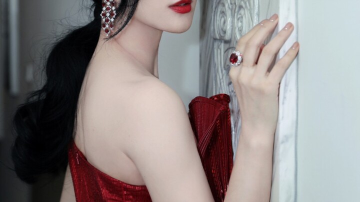 “五年了，姐给过你们机会”