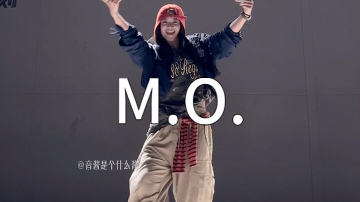 Song Yuqi, you're so awesome! #YinYinCoverDance Song Yuqi's Solo Performance of "M.O."