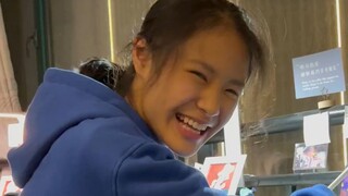 แม่ของฉันรู้เรื่องการออกไปเที่ยวในฤดูใบไม้ร่วง