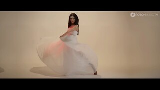 Akcent_feat._Lidia_Buble_&_DDY_Nunes_-_Kamelia_(Official_Video)(720p)