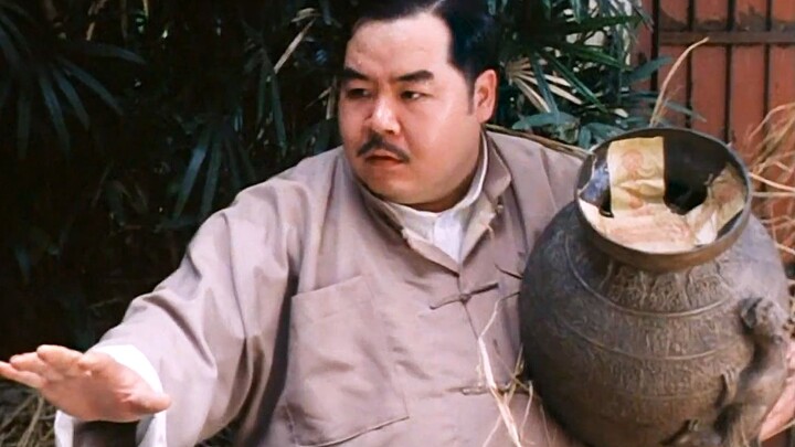 A wealthy merchant buys an antique jar, only to discover it’s sealed with an evil spirit! “Ghost-Bus
