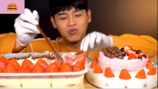 Mukbang: bánh kem dâu tây #anngon