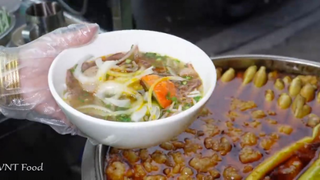 Bất ngờ Quán Bún Bò bán cả 1000 tô trước thời điểm Cô Vít ở Sài Gòn