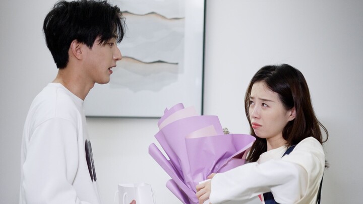 True love is when you feel your initiative and付出 are both given wholeheartedly and without hesitatio