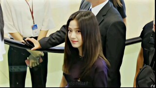 Yakin mau diskip ? Cantik klo banh, msa g like am jisoo 👆💖