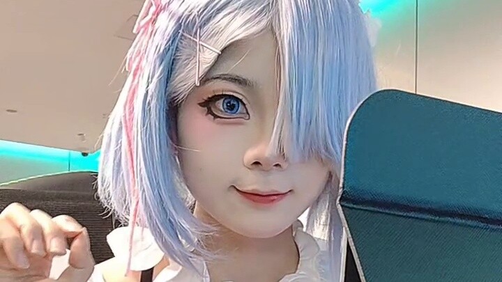 [Rem cosplay] It can be considered as a roundabout way to enter the two-dimensional job, hahaha