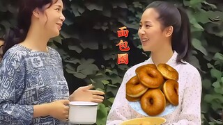 แม่เลี้ยงจะประทับใจลูกเลี้ยงได้อย่างไร แค่เบเกิลสองชิ้นก็พอ!