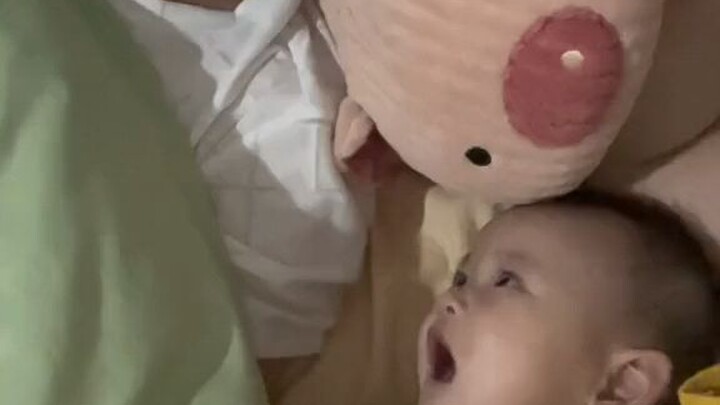 Daddy wake up 😂