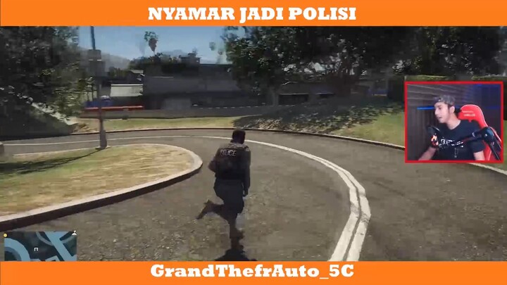 NYAMAR JADI POLISI GES !