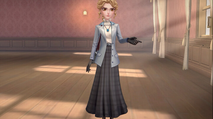 اتضح أن فساتين الشخصيات النسائية يمكن أن تكون طويلة.