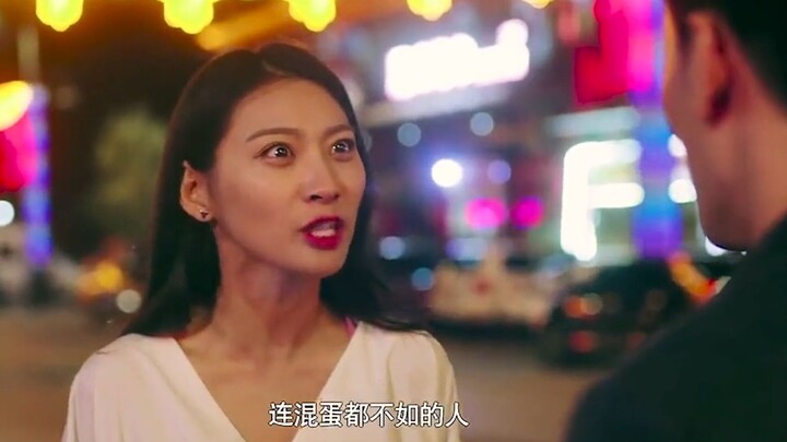 Gadis materialistis mencibir pacarnya karena tak punya rumah dan mobil, ngotot minta putus, tapi set