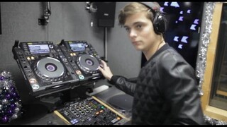 Martin Garrix at Kiss FM (UK) for the #MondayMixtape