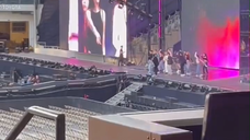 Jisoo & Camila rehearse "Liar"
