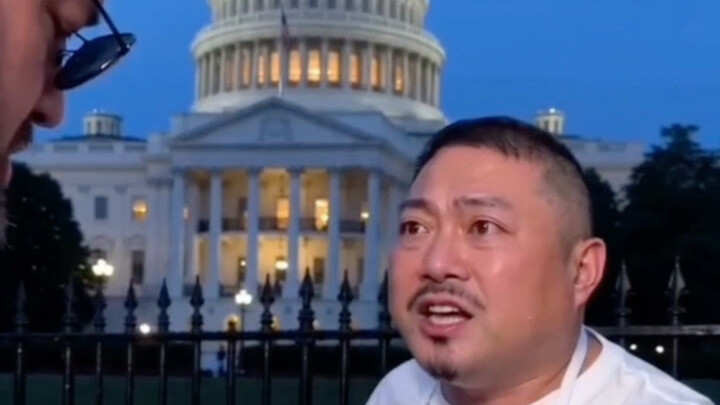 The Days I Sold Braised Noodles Outside the White House!
