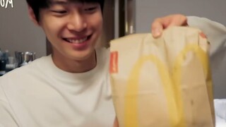 جين داوينغ وماكدونالدز (بمشاركة لي تاي يونغ