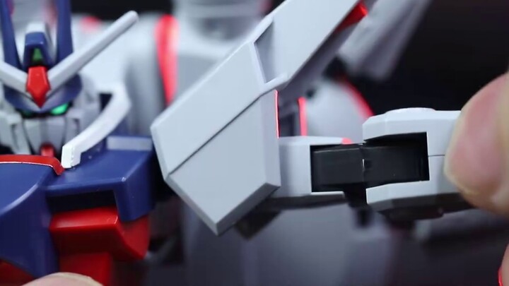 [Yingjiao Room] A 100-yuan old model, but the shape is surprisingly good? Bandai HG Legend Gundam Gu