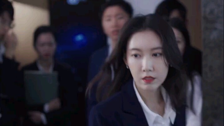 Bàn về tầm quan trọng của thị lực tốt: Chị Sa lội ngược dòng trong gió ngược thật đã đời!