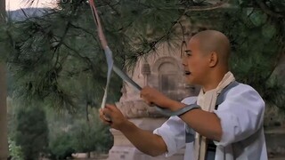 On his first day as a monk, a man secretly ate hand-torn spicy noodles