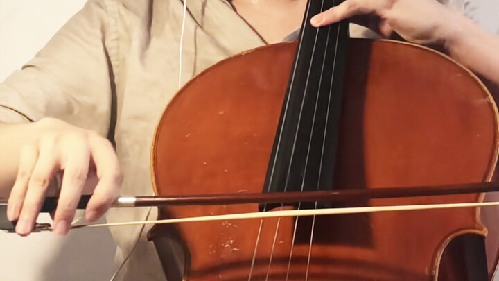 A cello solo of "Old Money" was covered by a woman with cello