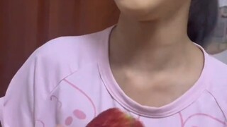 أتمنى أن يفشل العم في مواعيده كل يوم، هكذا سأحصل على طعام لذيذ كل يوم #الحياة الاجتماعية للصغار البش
