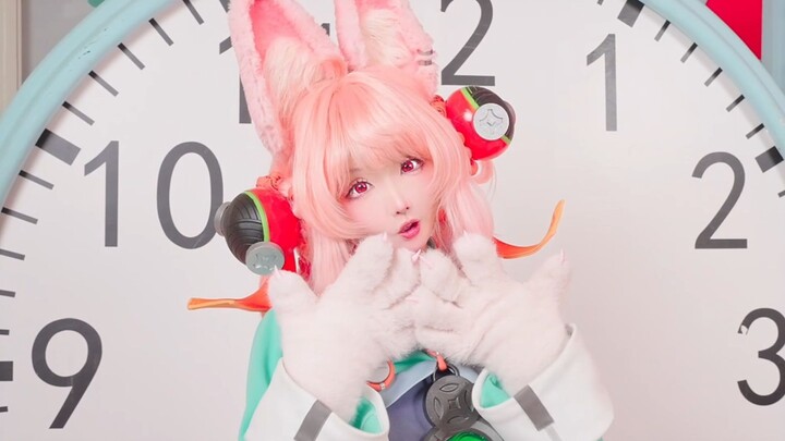 ดูสิ น้องตัวน้อยขนฟูกำลังเต้นอยู่!