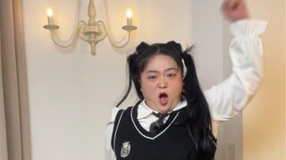 قلبي ينبض مثل نار الحب المشتعلة!!