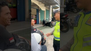 KK PACE TIDAK PAKAI HELM