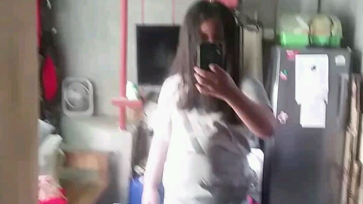 Face reaveal (lol sorry my electric fan is loud ×_×)(special outside ☆_☆