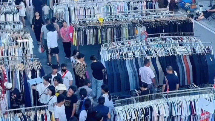 Người tiêu dùng rút ví ra, chỉ muốn mua được những sản phẩm vốn đã đạt chuẩn