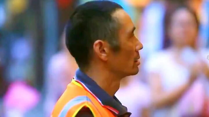 They’re not chasing a dream! They just want to survive in this city.