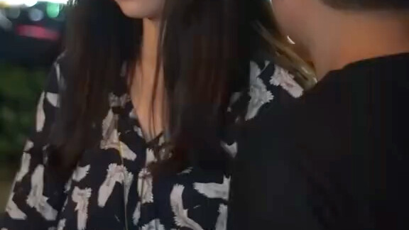 If someone pretends to be asleep, I'll definitely wake you up. I just want to live alone in your hea